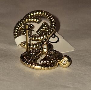 Vintage Rope Gold Tone Interlocking Earrings 1